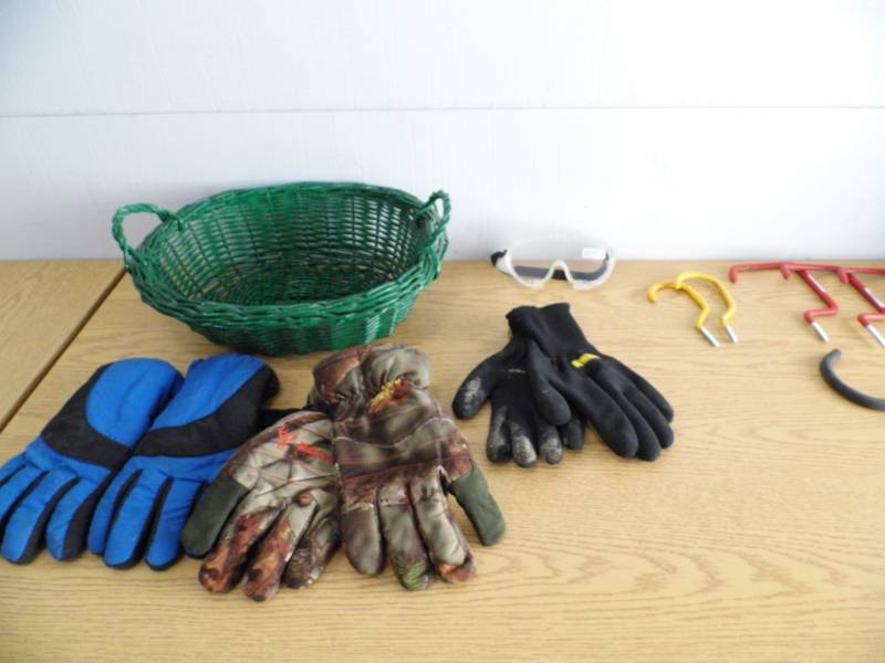 Gloves - Hooks