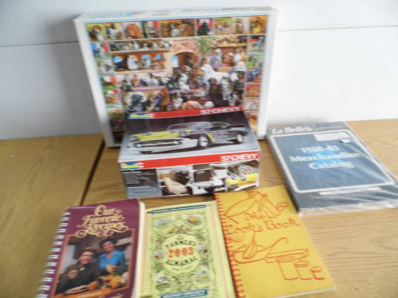 Puzzle - Model - Books