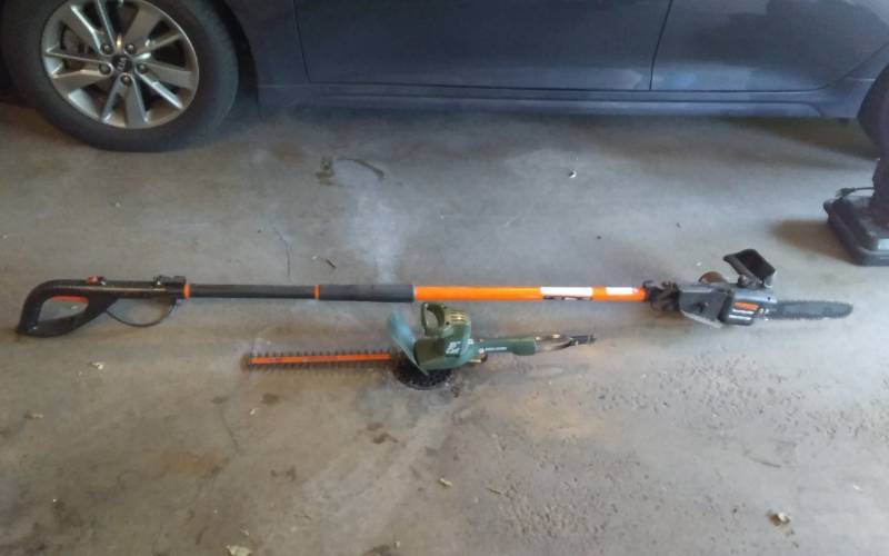 lot 7 image: Remington Branch Wizard Pro Electric Pole Saw, Black & Decker 16-Inch Electric Hedge Trimmer