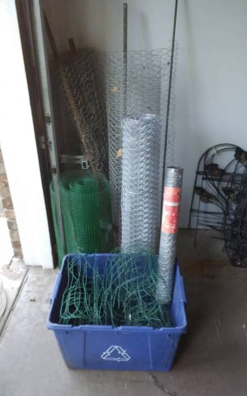 lot 18 image: Rolls Of Chicken Wire, Rabbit Fencing