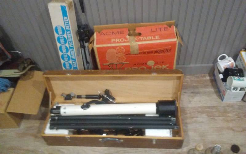 lot 75 image: Taskco Telescope With Wood Case, Projector Table, 2-Tripods