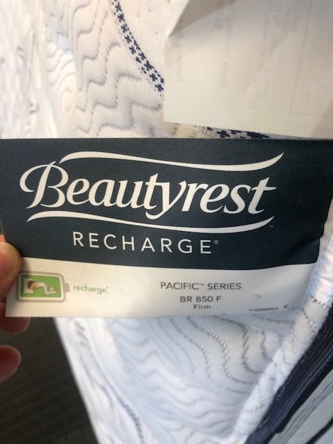 lot 7 image: NEW Beauty Rest King Mattress