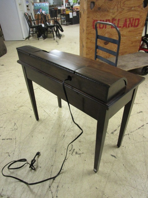 BERNHARDT WRITING DESK