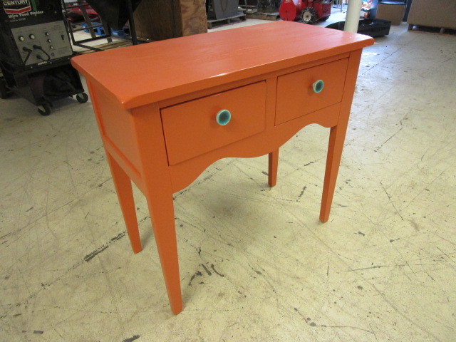 LEXINGTON ACCENT TABLE