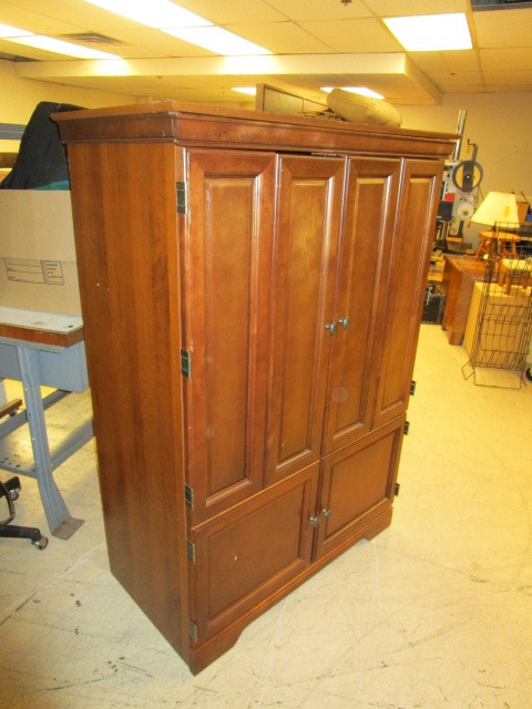 ENTERTAINMENT CENTER