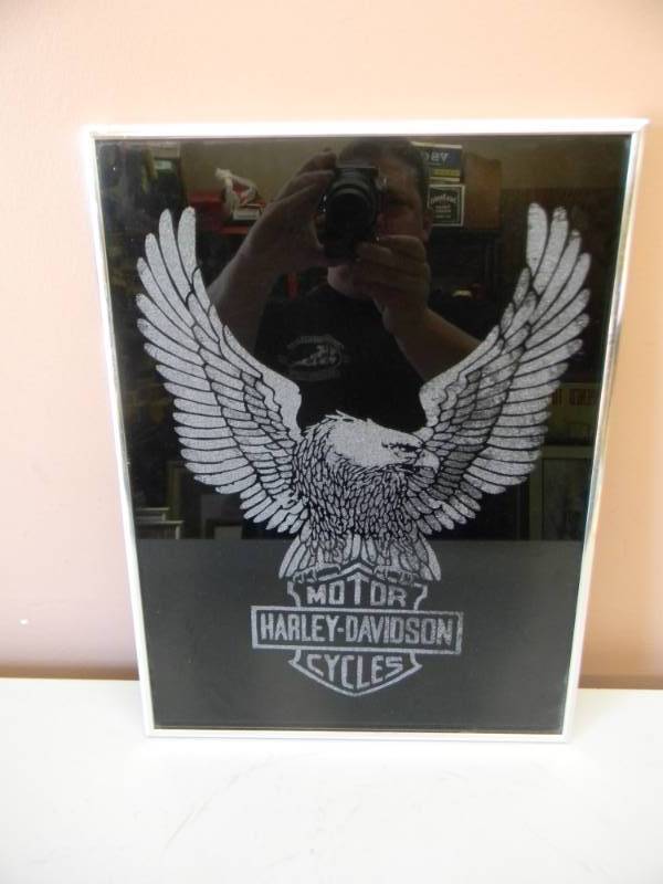 lot 39 image: VINTAGE HARLEY-DAVIDSON MOTOR CYCLES HEAVY ETCHED GLASS SIGN WITH HEAVY FRAME - NICE PIECE - APPROX 13 BY 17 - SEE PICTURES