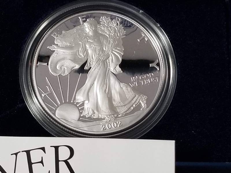 lot 18-A image: 2002 PROOF AMERICAN SILVER EAGLE IN ORIGINAL GOVT PACKAGING