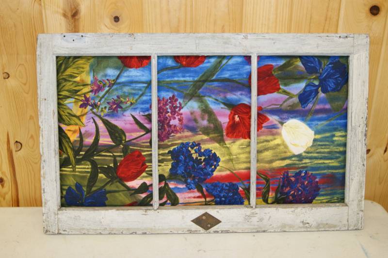 lot 19 image: Vintage Window Frame Artwork