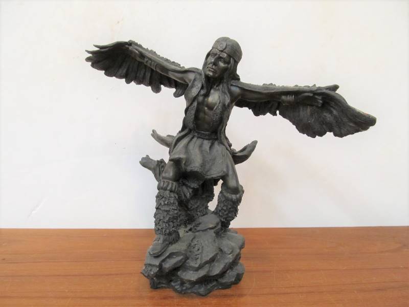 lot 57 image: 9.5 Native American Winged Sculpture