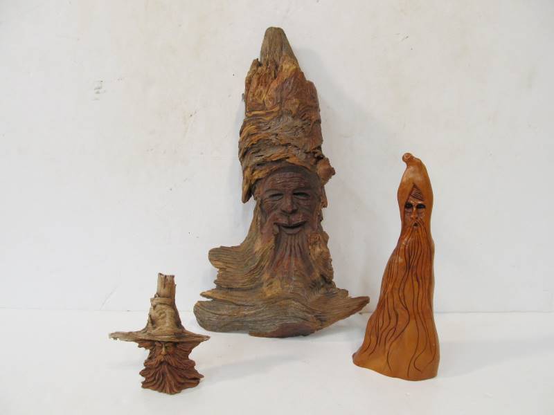 lot 75 image: 3 Figural Driftwood etc Face Sculptures