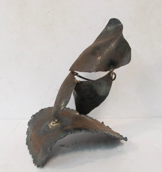 lot 127 image: Vintage 11 Mid Century Welded Metal Sculpture