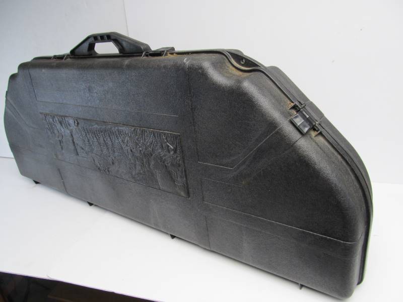 lot 191 image: 231 Stalker Compound Bow wHard Case