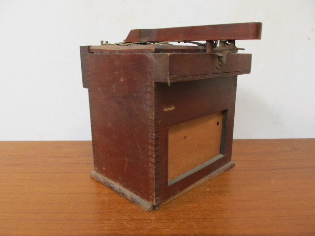 lot 210 image: Antique ANSCO Projector Slide Dovetailed Wood Box