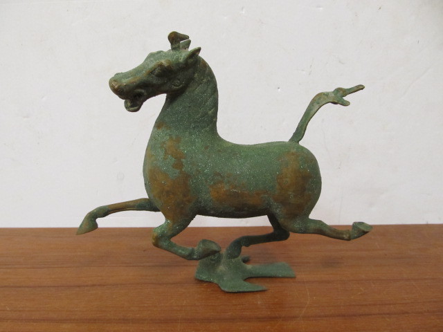 lot 222 image: Bronze Chinese Horse Statue