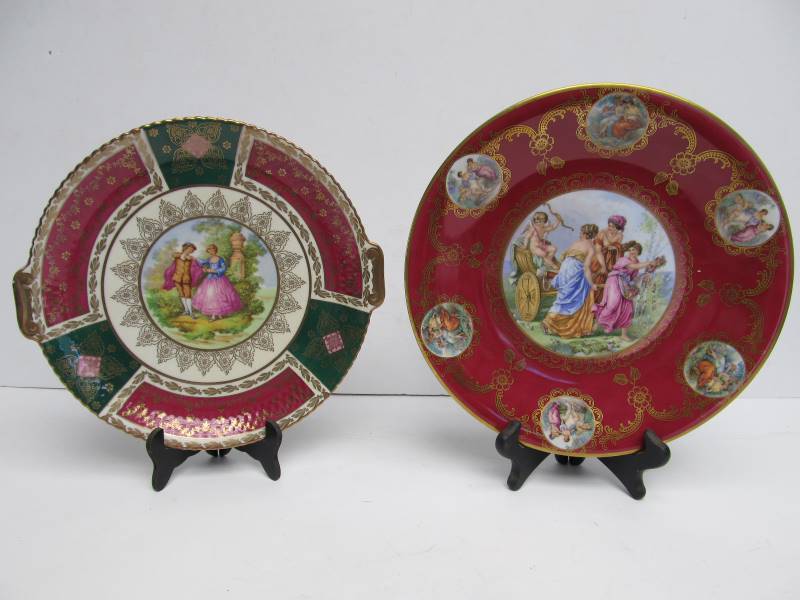 lot 164 image: Pair of Antique Bavarian Portrait Plates