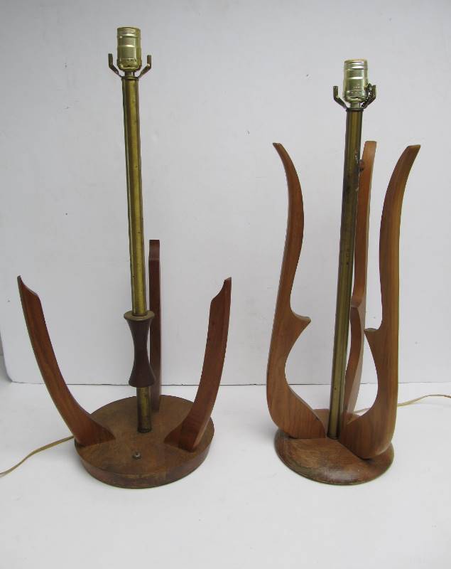 lot 165 image: 2 Mid Century Wooden Table Lamps