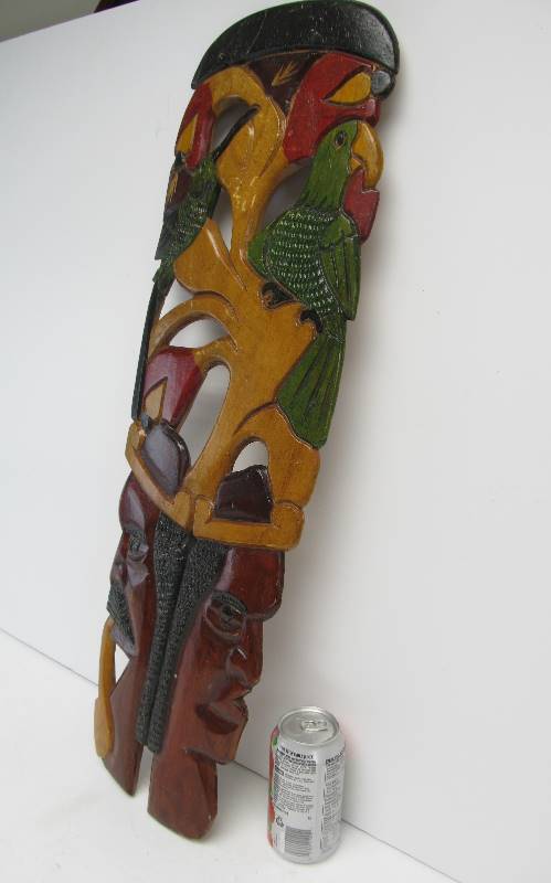 lot 253 image: Carved & Painted Wood Tribal Wall Hanging