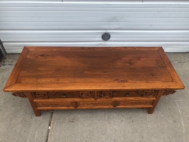 lot 6 image: Beautiful Old Carved Oriental Coffee Table