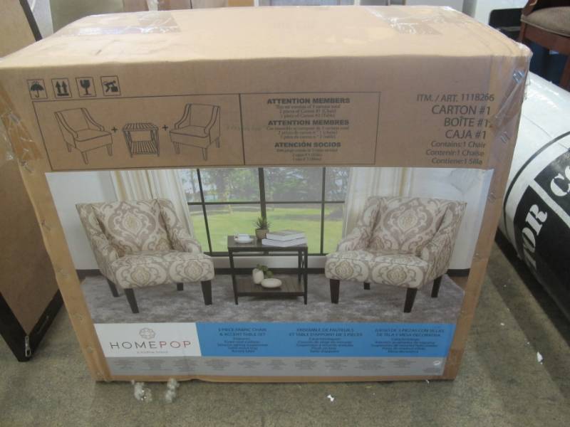 lot 85 image: Home Pop Accent Chair - Living Room Reading chair - NEW in BOX