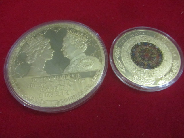 lot 125 image: Queen Elizabeth Commemorative