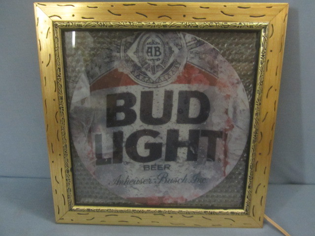 lot 129 image: Bud Lite Beer Light