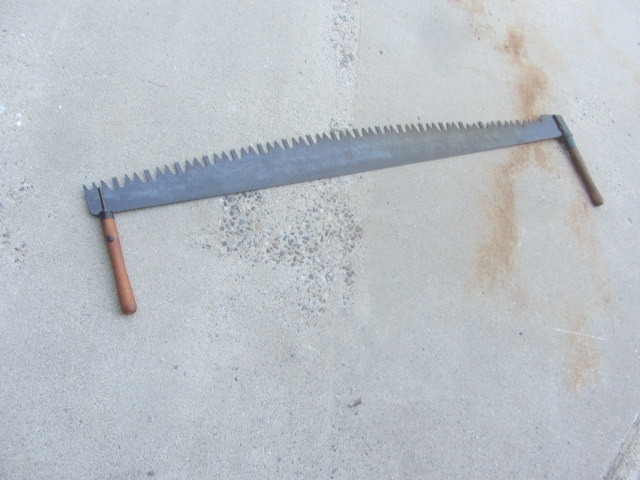 lot 54 image: Antique Crosscut Lumber Saw