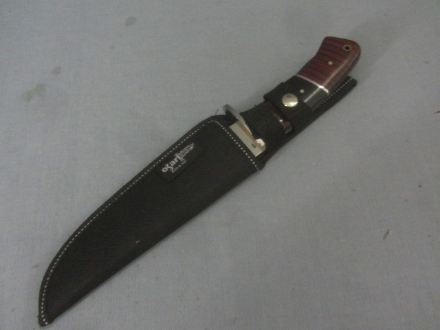 lot 23 image: Ozark Mountain Knife & Tool Co