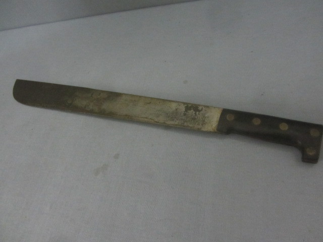 lot 25 image: Machete
