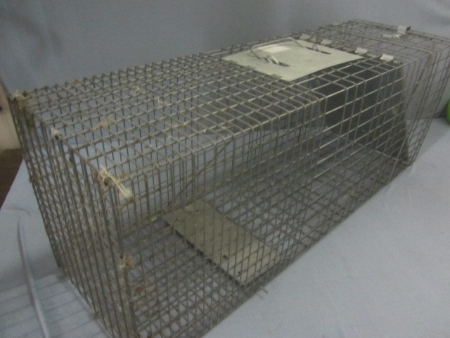 lot 5 image: Hava-A-Hart Trap