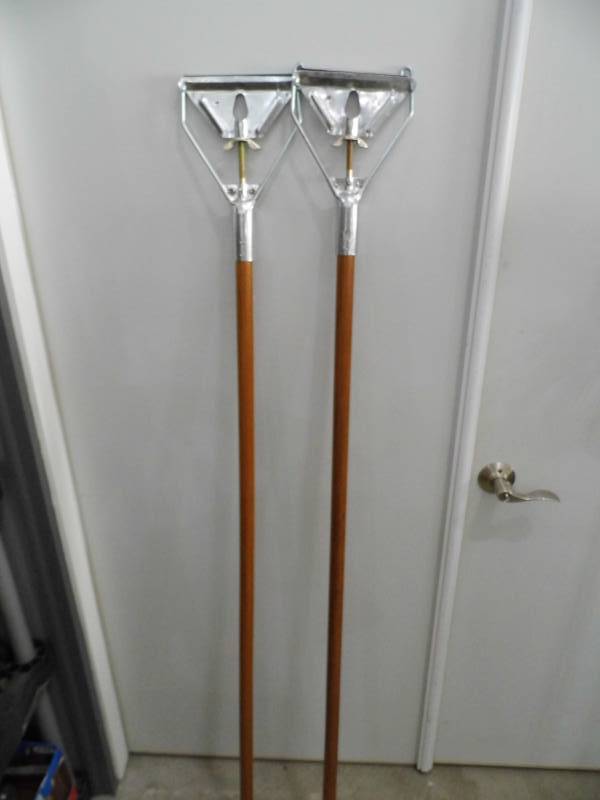 Lot of 2 Mops