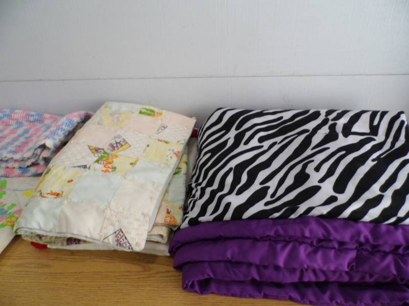 Blankets - Throws