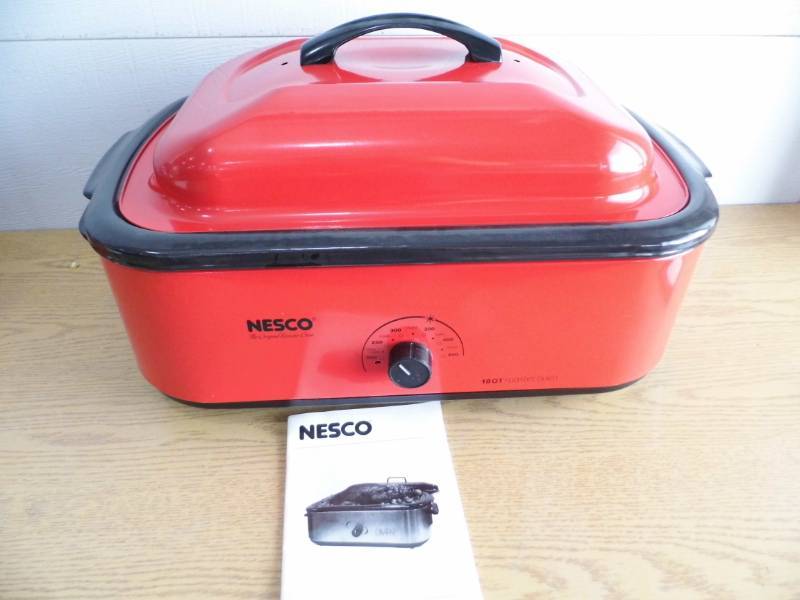 Nesco Red Roaster