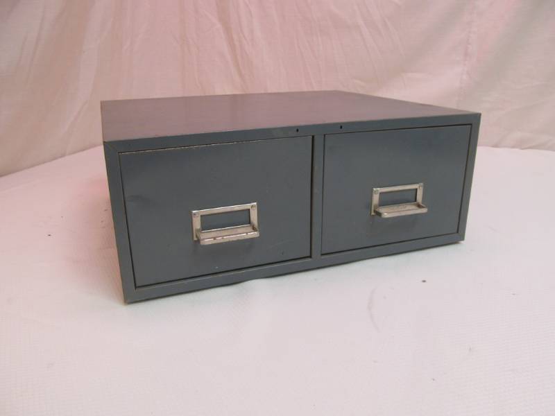 lot 2 image: metal file drawer