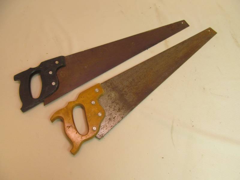 lot 5 image: hand saws