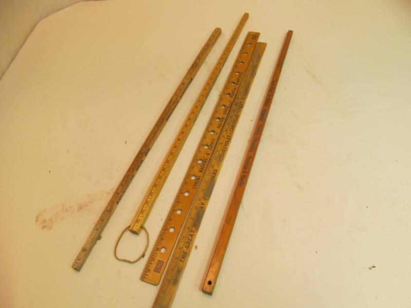 lot 15 image: advertising yard sticks