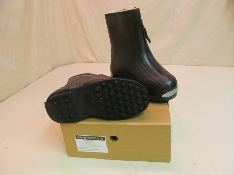 lot 85 image: snow gear books