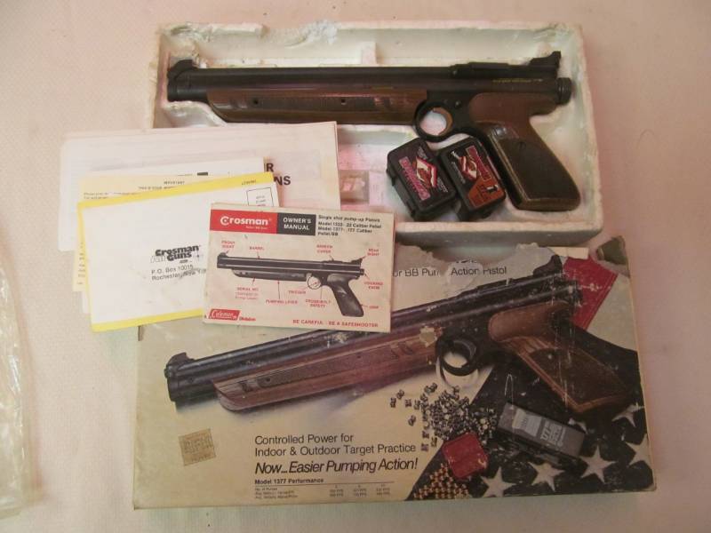 lot 124 image: bb pistol