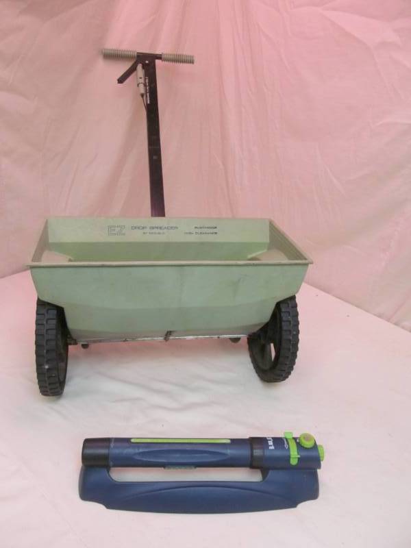 lot 153 image: spreader