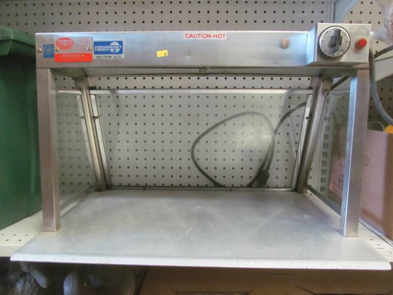 lot 45 image: Merco hot food display case