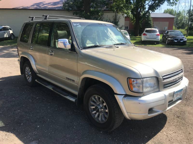 2002 Isuzu Trooper Limited 4x4