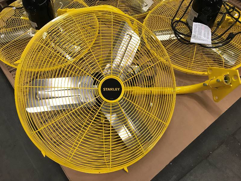 lot 49 image: STANLEY 24 High Velocity Oscillating Wall Mount Fan