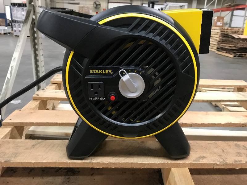 lot 70 image: STANLEY Heavy-Duty Utility Blower
