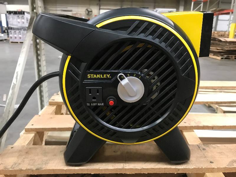 lot 75 image: STANLEY Heavy-Duty Utility Blower