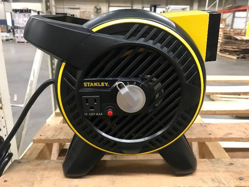 lot 77 image: STANLEY Heavy-Duty Utility Blower