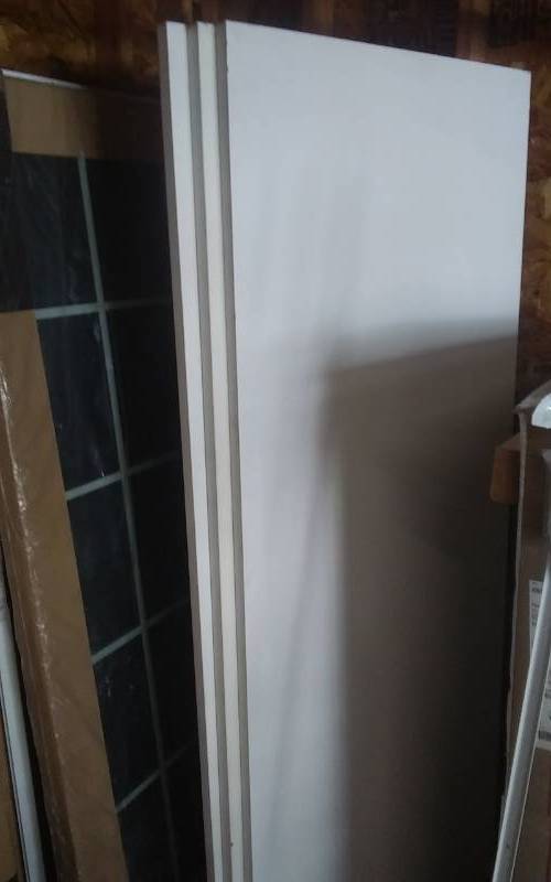 lot 5 image: 3- 30-Inch Slab Doors