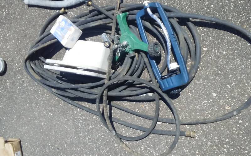lot 39 image: Garden Hoses, Hose Racks, Sprinklers