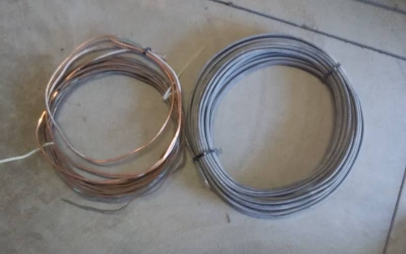 lot 43 image: Solid Copper Grounding Wire, Roll Of Weather Resistant Elec Wire