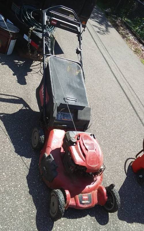 lot 112 image: Toro Self Propelled Bagger Mower
