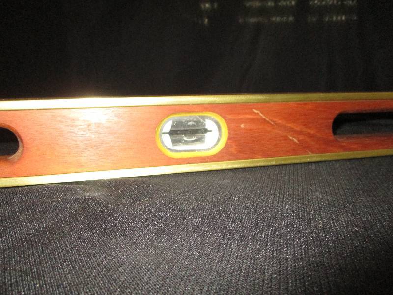 lot 19 image: 1980s 4 Stanley Level