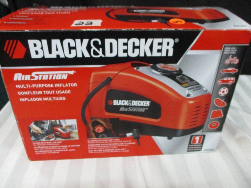 lot 69 image: Black and Decker Air Station